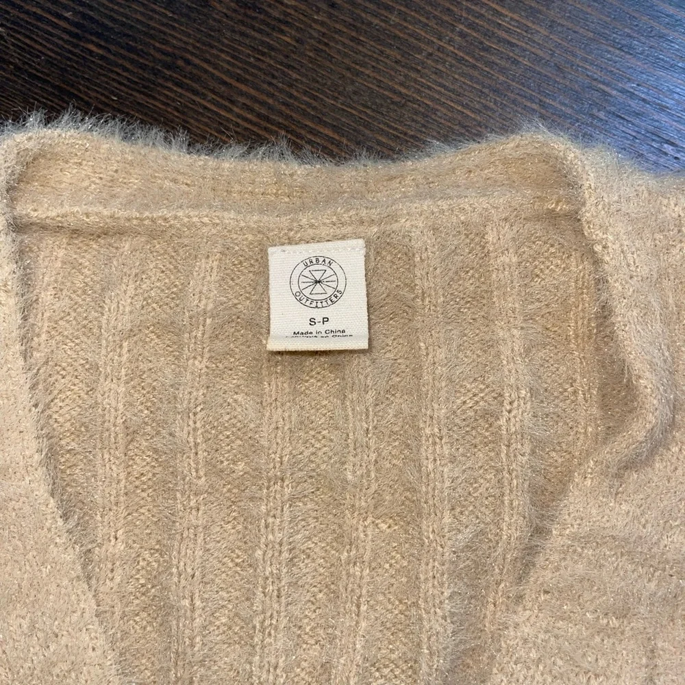 UO Maddie Fuzzy Fitted Cardigain - Picture 4 of 5